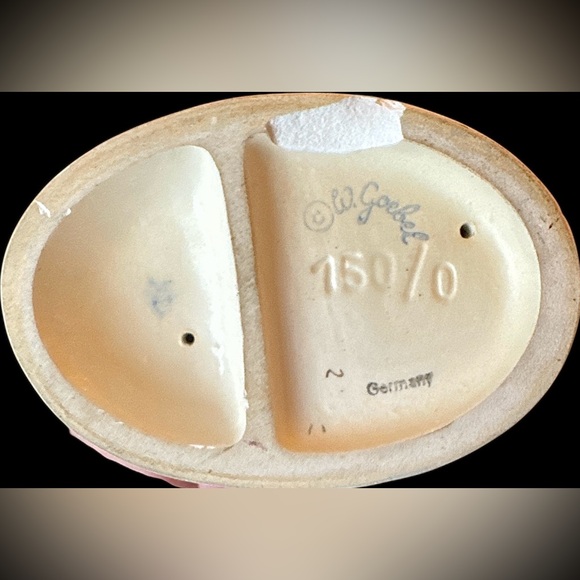 Goebel Hummel “Happy Days” #150/0 Figurine - Picture 3 of 5